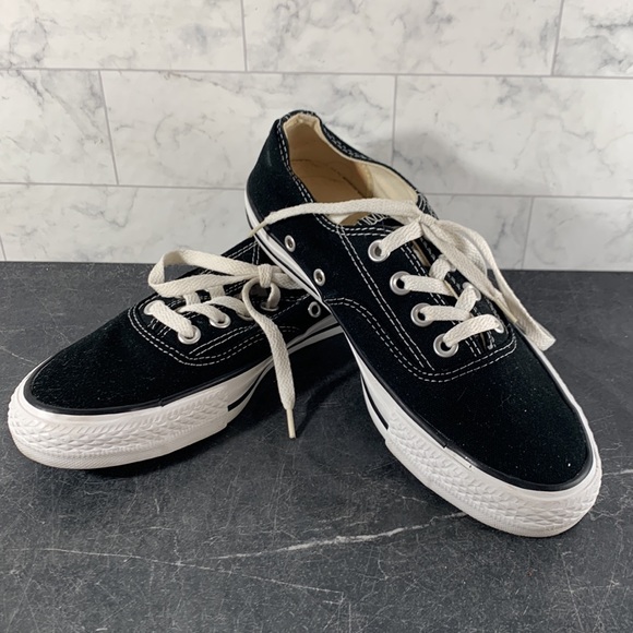 Converse All Star CT 118020F black in a very good condition like new W 7/ M 5 - Picture 3 of 6